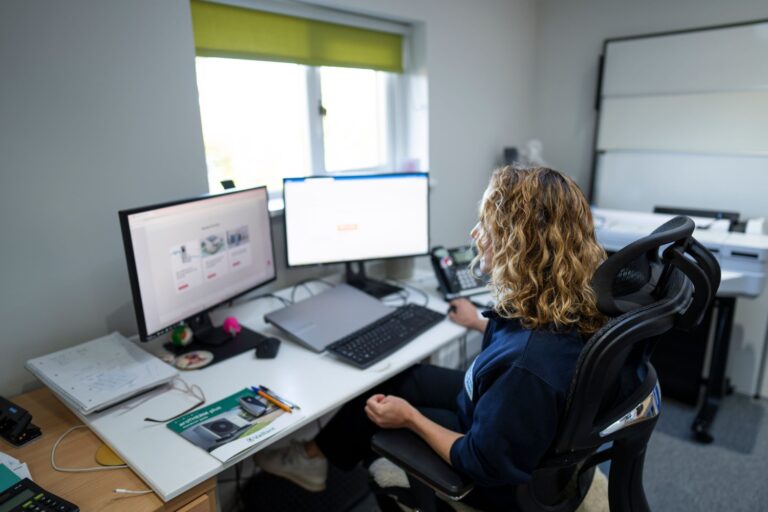 Heat Pump Servicing Costs and Maintenance Response Times in Elgine